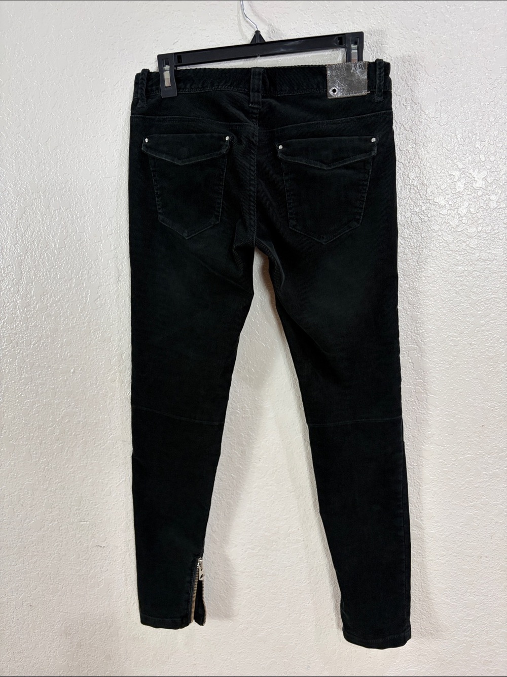Armani Exchange,Black Women’s Moto Skinny Corduroy,Size 4. - Picture 10 of 17